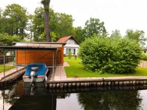 Ferienhaus direkt an der Spree mit Whirlpool und Sauna - Alte Hausstelle