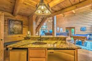 Private Dock and Slip Lake Hamilton Hideaway!