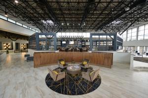 Crowne Plaza Jacksonville Airport I-95N by IHG