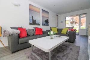 Sea Breeze 17 Gannel