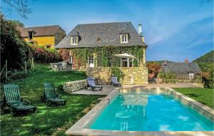 Maisons de vacances Beautiful home in Coly with 4 Bedrooms, WiFi and Outdoor swimming pool : photos des chambres