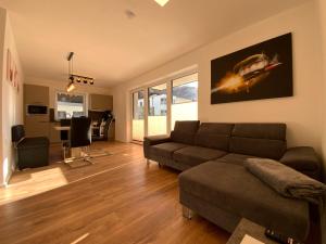 Deluxefort für 10 Gäste mit eigenem Whirlpool und Fasssauna