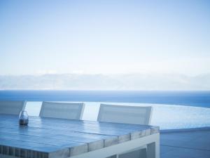 WHITE DONKEY BOUTIQUE Hotel