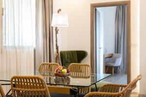 King Room with Sea View room in WHITE DONKEY Boutique Hotel