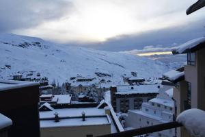 Apartamento Little Rest Gorbea Sierra nevada Zona baja, 4 pax, garaje, wifi