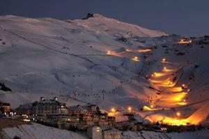 Apartamento Little Rest Gorbea Sierra nevada Zona baja, 4 pax, garaje, wifi