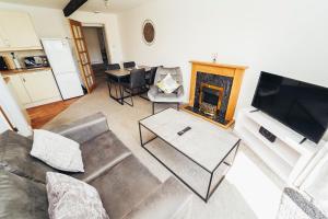 Cottages in Derbyshire - Orchard Cottage