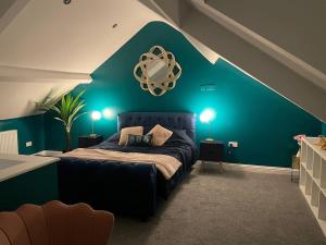 Auckland View - a comfy & spacious 4bed with views