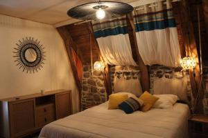 Maisons de vacances Grand gite avec spa ouvert toute l'annee : La grange de Loey : photos des chambres
