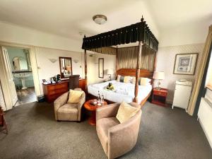 Four Poster Room room in Passford House Hotel