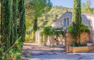 Maisons de vacances Amazing Home In Uchaux With Outdoor Swimming Pool, Private Swimming Pool And 4 Bedrooms : photos des chambres