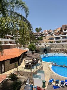 Elegant style 3-bedroom brand new apartment