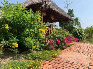 Discovery Mekong locals life - Breakfast TwoBoatTours Included for 2nights