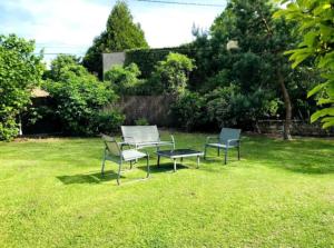 Maisons de vacances GITE AU BOOM COEUR forfait Spa, Diner & Petit-dejeuner inclus : photos des chambres