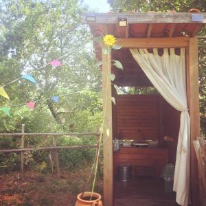 Star Gazing Luxury Yurt above beautiful RIVER, off grid