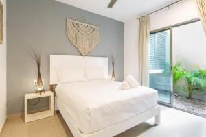 Buena Vida amazing 2 bdr in Veleta with pool