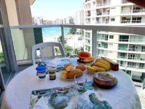 Marvelous apartment with ocean view in Pitangueiras - SAO016