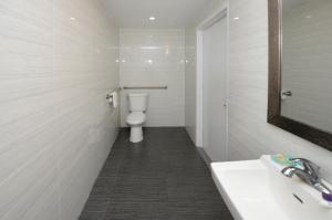 Americas Best Value Inn at Central Valley-Woodbury