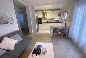 Apartamentos La Herradura PLaza