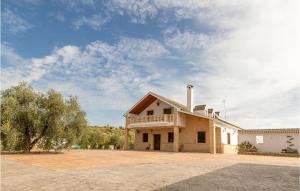 7 Bedroom Awesome Home In Lucena