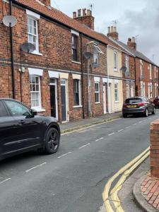 No6 - Beverley - Elegant Townhouse - Central location