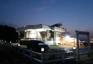 Gangneung Mediterranean Pension - Changdŏng-ni