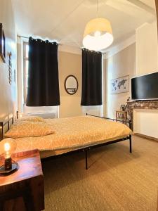 Rooftop Face à la Cité RFC