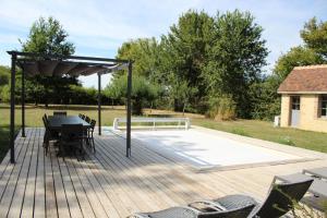 Maisons de vacances LES DENISOTS 12/14 PERS PISCINE PRIVEE : photos des chambres