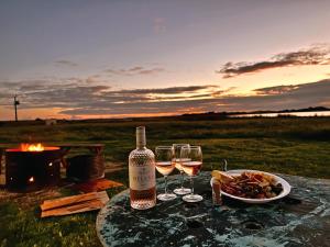 Coorong Island Retreat - Farm Stay at Pet Friendly Property