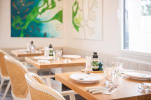 Hotels Hotel Sport & Spa, Ile d'Ouessant, The Originals Collection : photos des chambres