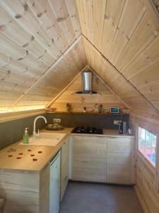 Campings Les hebergements Insolites : photos des chambres