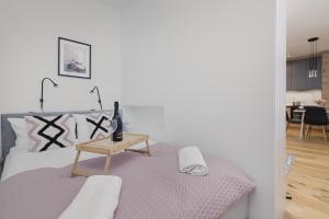 Gdańsk Vespa Apartment by Renters