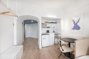 Equador Superior Suites by Olala Homes