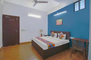 FabHotel Saket Inn