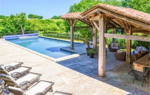 Maisons de vacances Amazing Home In Fleurac : photos des chambres