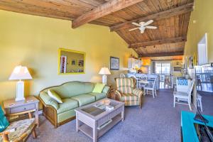 Coastal Atlantic Beach Duplex Less Than 1 Mi to Boardwalk!