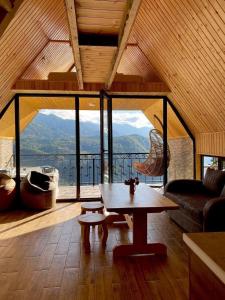 Highland • Varjanisi