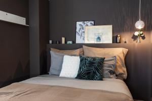 Cozy modern studio in Pragues absolute center