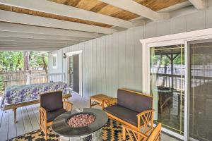 Charming Shasta Lake Retreat Boat, Hike and Fish!