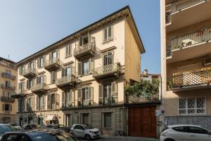 Porta Susa Studio Apartment by Wonderful Italy