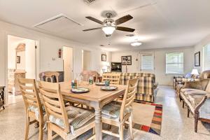 Fishing Pier, Kayaks Bayfront Home in Palacios!