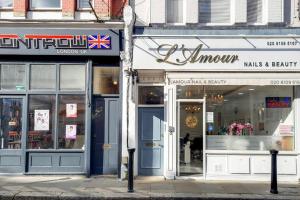 Immaculately presented 1 bed