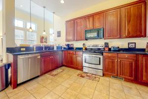 Bayside Resort --- 36288 Sunflower Blvd