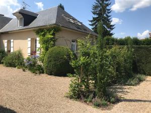 Maisons de vacances Gite Venerand : Maison 2 Chambres