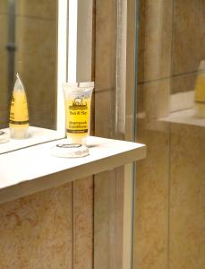 Sunnyday apartment near Athens city center