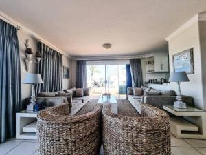 Le Paradis Beachfront Apartment