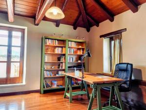 Fyllosia Villa Part of Cretan Retreat