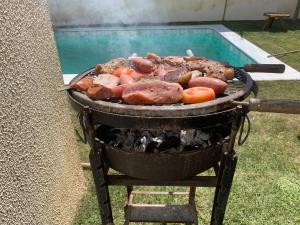 Casa 3 Suites COM Piscina Privativa - ao lado de Vilas do Atlântico!