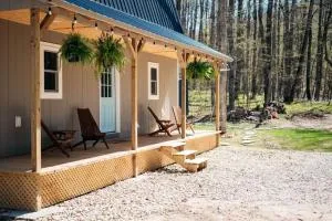 Hygge Up North Bungalow - Darragh