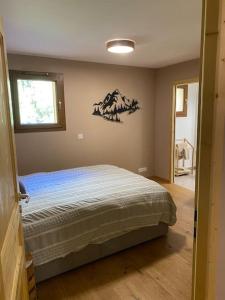 Gorgeous 2 bedroom, 2 full bath, ski in apartment! Winner of 2025 and 2024 Traveller Award!